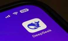 狂飙13天：开源DeepSeek如何撼动全球AI市场